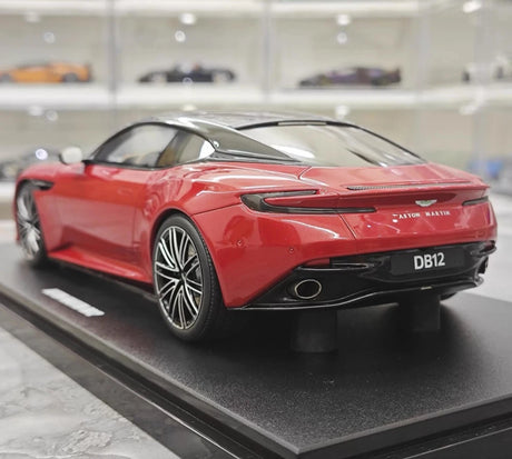 [GT Spirit] 1:18 Aston Martin 2024 DB12 Red Model Car Resin