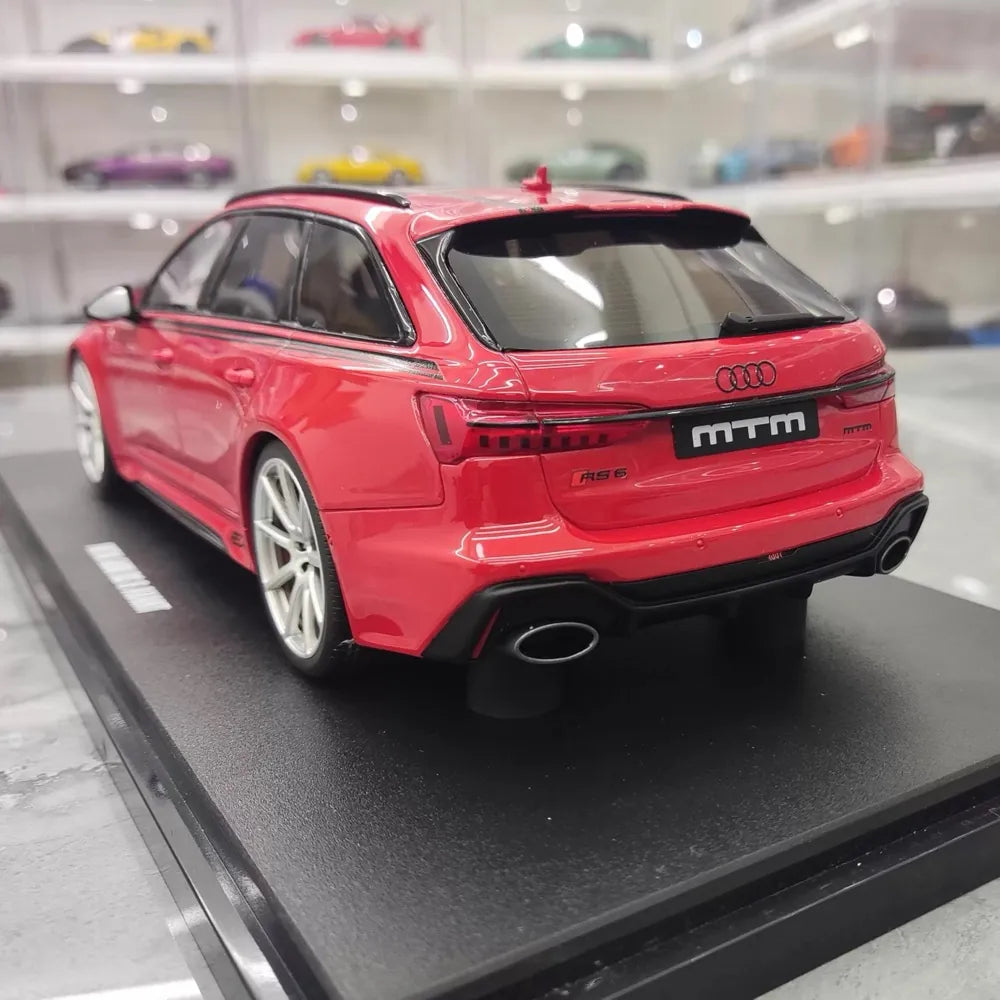 [GT Spirit] 1:18 Audi 2021 RS6 C8 MTM röd modellbil harts
