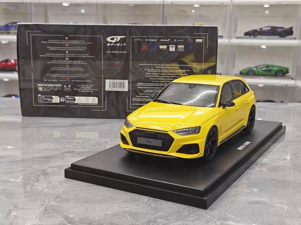 [GT Spirit] 1:18 Audi 2024 RS4 Avant 25th Anniversary Edition Yellow Model Car Resin