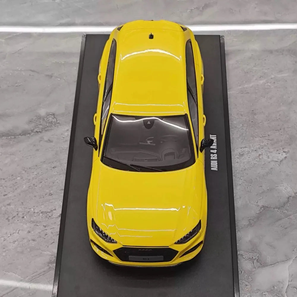 [GT Spirit] 1:18 Audi 2024 RS4 Avant 25th Anniversary Edition jaune voiture miniature Resin
