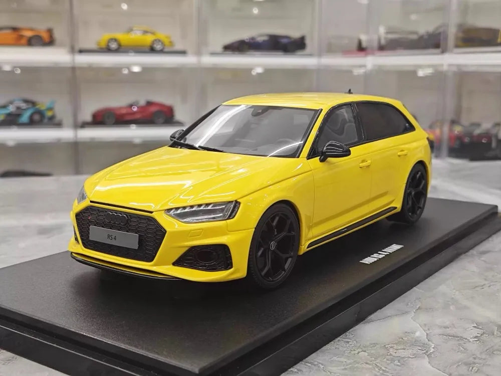 [GT Spirit] 1:18 Audi 2024 RS4 Avant 25th Anniversary Edition jaune voiture miniature Resin