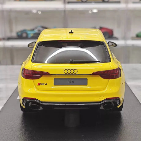 [GT Spirit] 1:18 Audi 2024 RS4 Avant 25th Anniversary Edition Yellow Model Car Resin