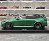 [GT Spirit] 1:18 BMW 2025 M5 Touring Isle verde modellino di auto resina