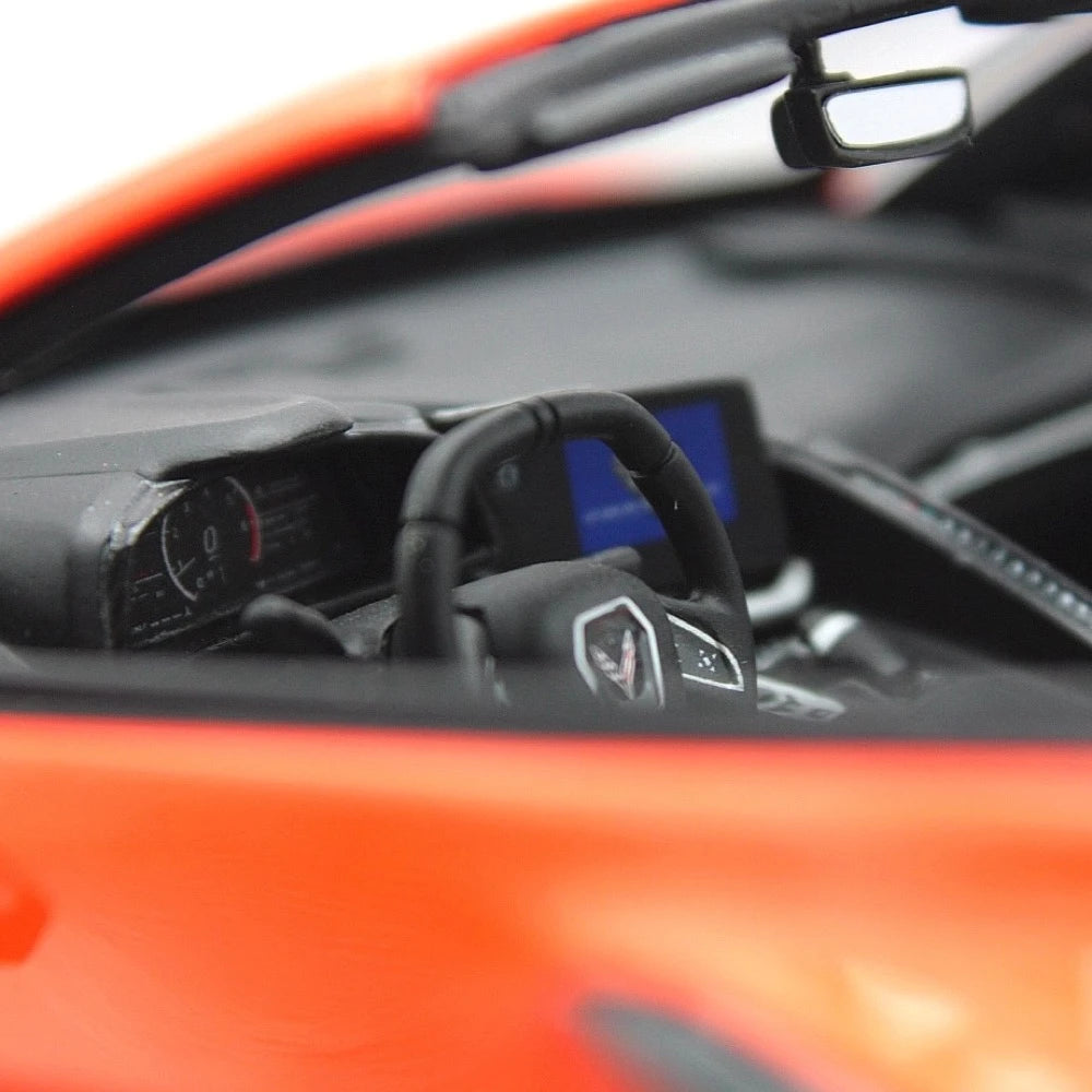 [GT Spirit] 1:18 Chevrolet 2020 Corvette C8 Convertible Orange Model Car Resin