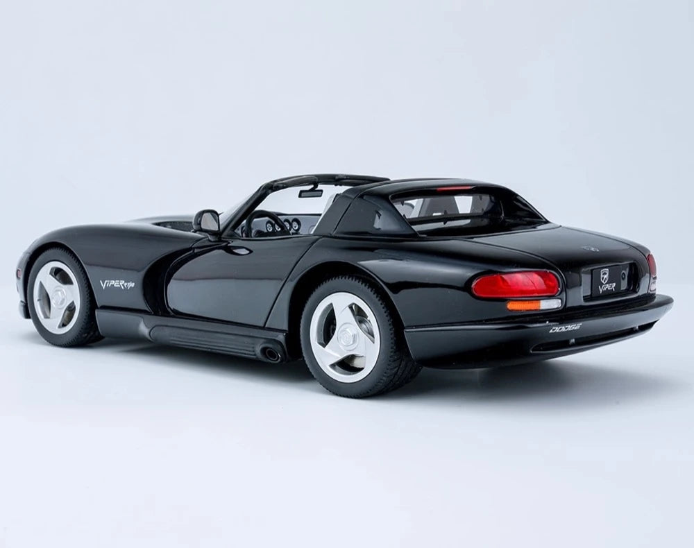 [GT Spirit] 1:18 Dodge 1992 Viper RT/10 Black Model Car Resin