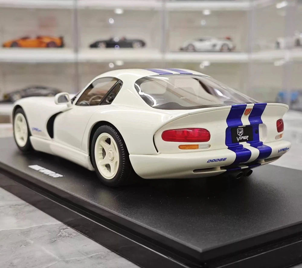 [GT Spirit] 1:18 Dodge 1996 Viper GTS White Model Car Resin