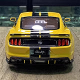 [GT Spirit] 1:18 Ford 2016 Mustang Shelby GT350R geel modelauto Hars