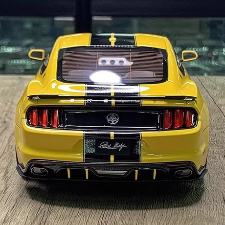 [GT Spirit] 1:18 Ford 2016 Mustang Shelby GT350R geel modelauto Hars