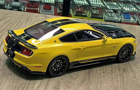 [GT Spirit] 1:18 Ford 2016 Mustang Shelby GT350R geel modelauto Hars
