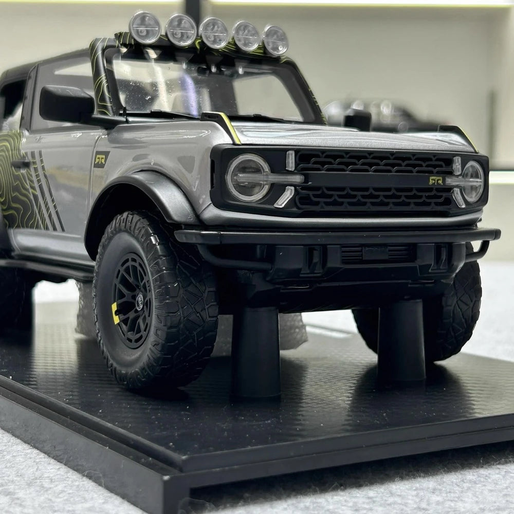 [GT Spirit] 1:18 Ford 2021 Bronco RTR Silver Model Car Resin