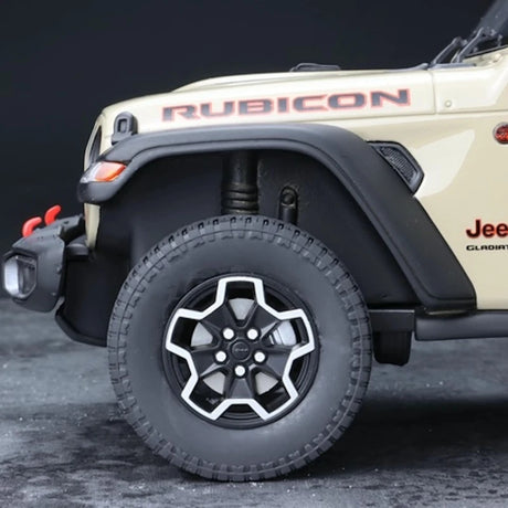 [GT Spirit] 1:18 Jeep 2020 Gladiator Rubicon White Model Car Resin