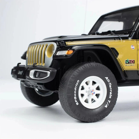 [GT Spirit] 1:18 Jeep 2021 Gladiator Honcho Black Model Car Resin