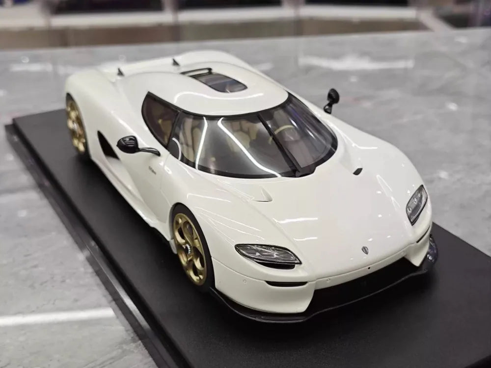 [GT Spirit] 1:18 Koenigsegg 2022 CC850 White Model Car Resin
