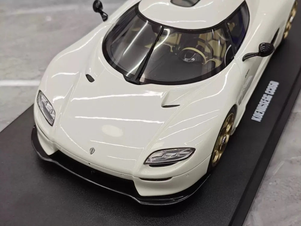[GT Spirit] 1:18 Koenigsegg 2022 CC850 White Model Car Resin