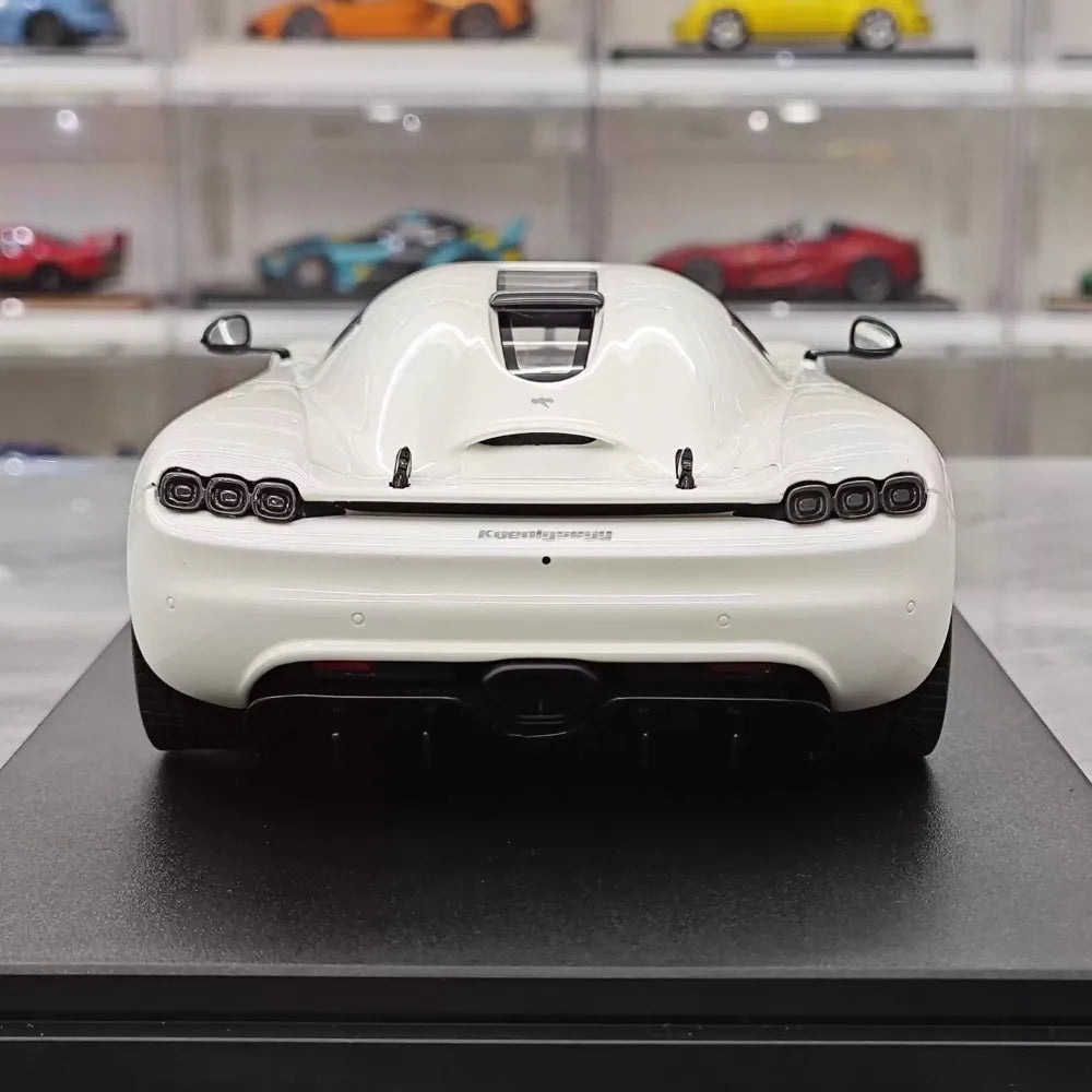 [GT Spirit] 1:18 Koenigsegg 2022 CC850 White Model Car Resin