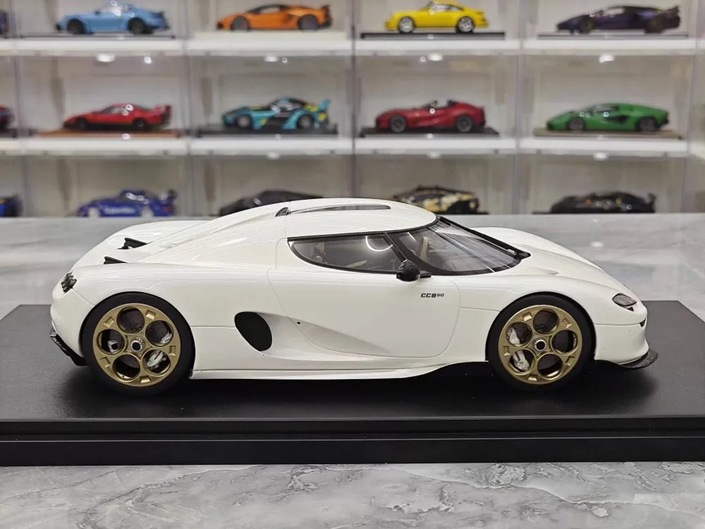 [GT Spirit] 1:18 Koenigsegg 2022 CC850 White Model Car Resin