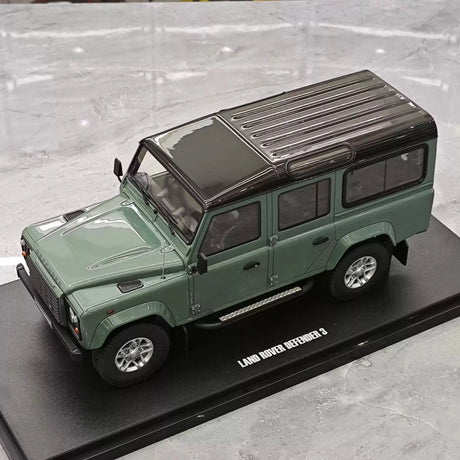 [GT Spirit] 1:18 Land Rover 2016 Defender 110 groen modelauto Hars