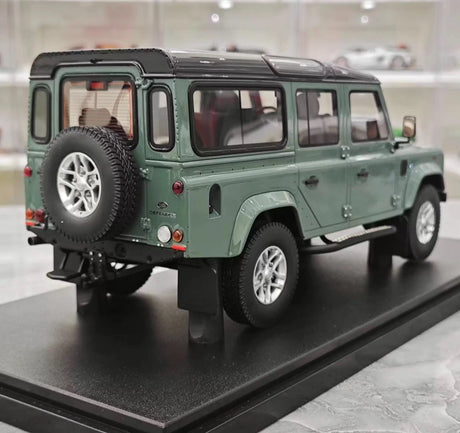 [GT Spirit] 1:18 Land Rover 2016 Defender 110 groen modelauto Hars