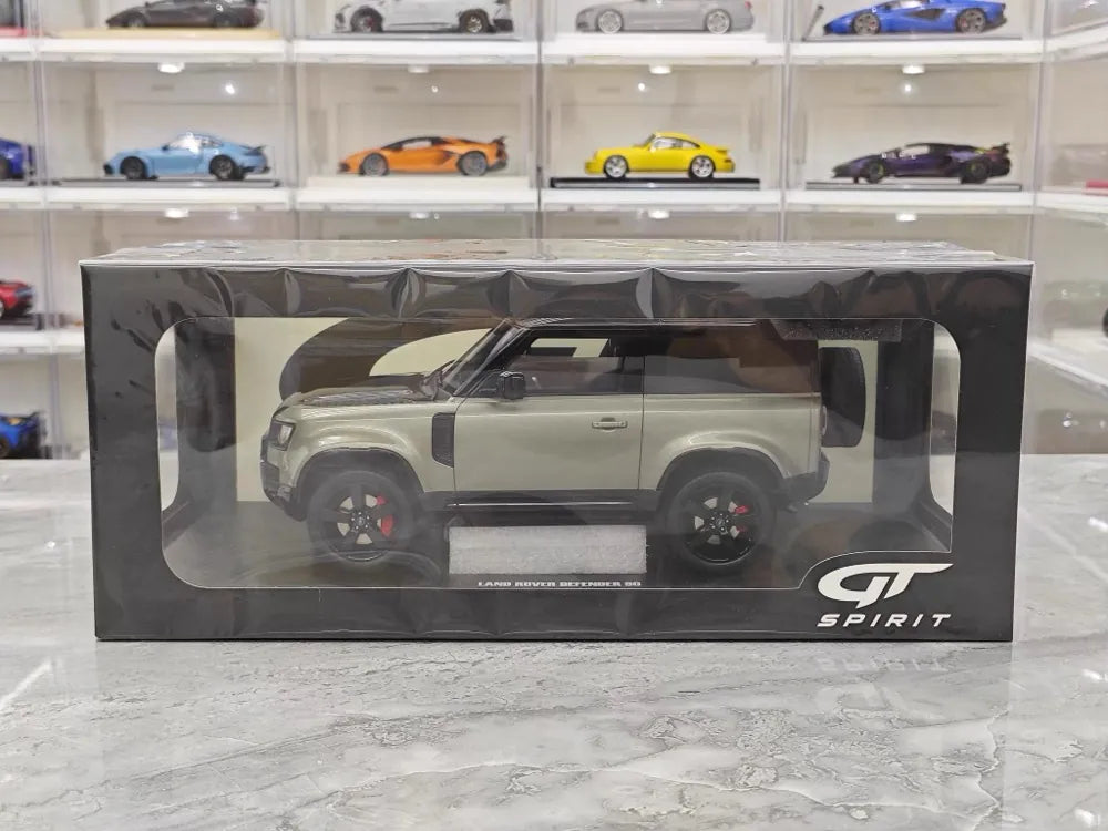 [GT Spirit] 1:18 Land Rover 2020 Defender P400 グリーン モデルカー レジン