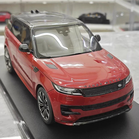 [GT Spirit] 1:18 Land Rover 2023 Range Rover Sport Red Model Car Resin