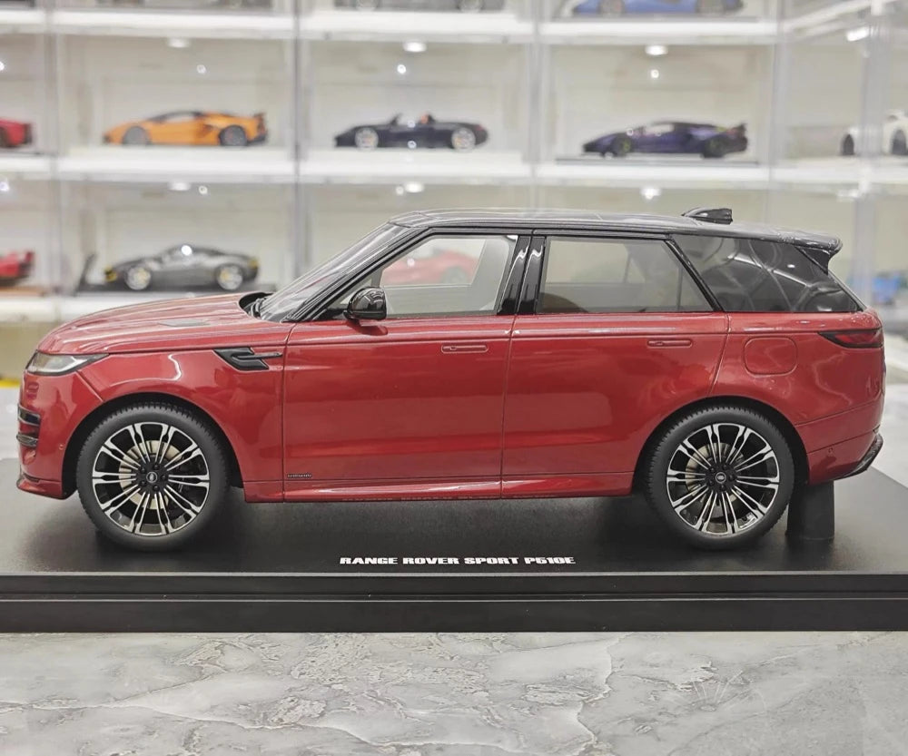 [GT Spirit] 1:18 Land Rover 2023 Range Rover Sport Red Model Car Resin