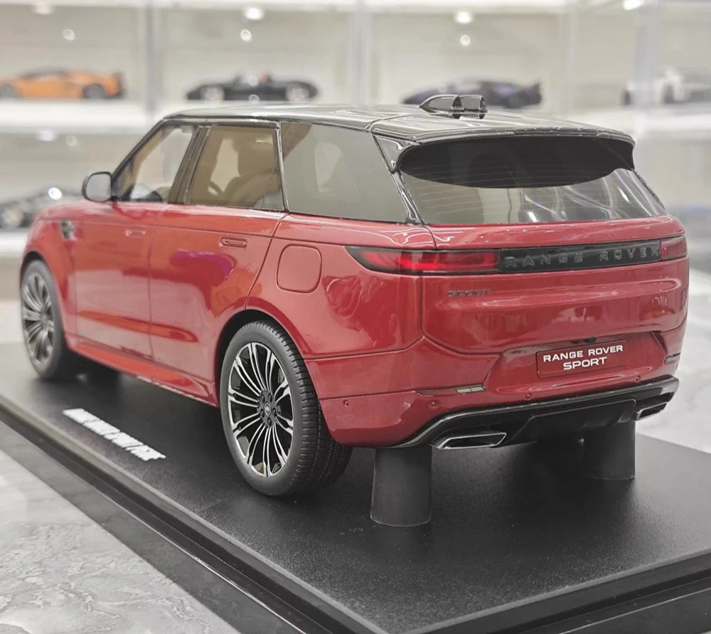 [GT Spirit] 1:18 Land Rover 2023 Range Rover Sport Red Model Car Resin