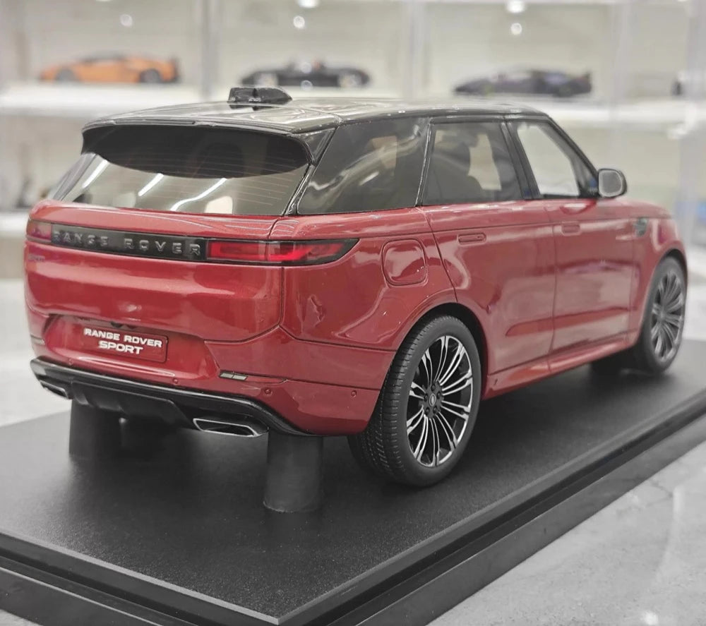 [GT Spirit] 1:18 Land Rover 2023 Range Rover Sport Red Model Car Resin