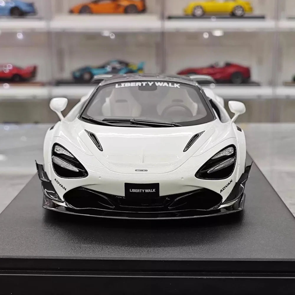 [GT Spirit] 1:18 McLaren 2017 720S Liberty Walk White Model Car Resin