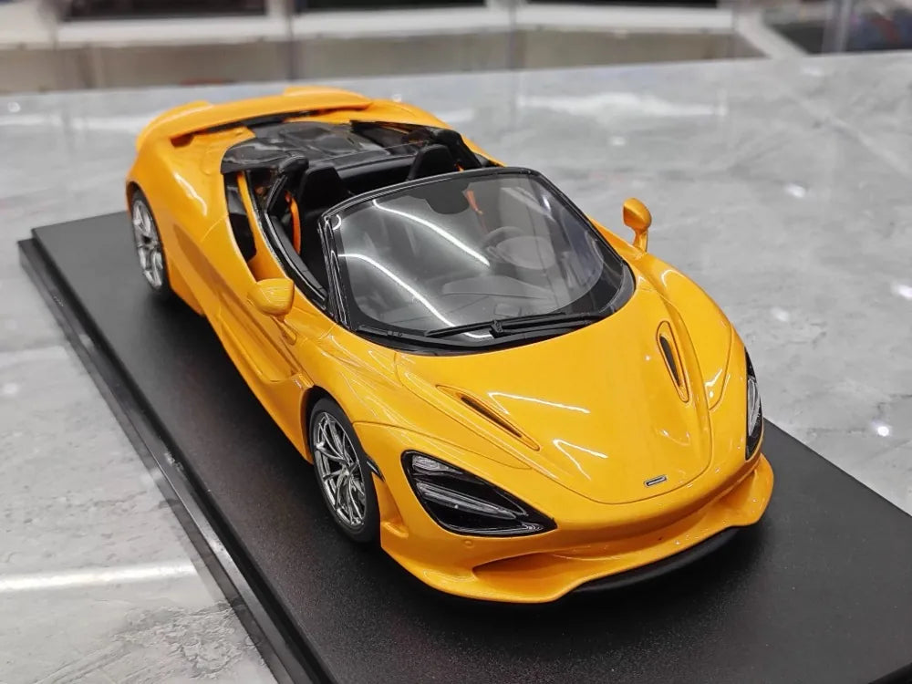 [GT Spirit] 1:18 McLaren 2023 750S Spider Yellow Model Car Resin