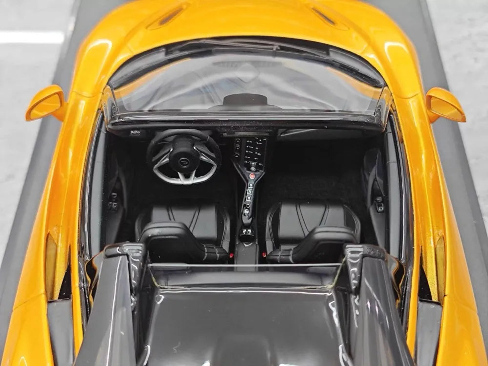 [GT Spirit] 1:18 McLaren 2023 750S Spider Yellow Model Car Resin