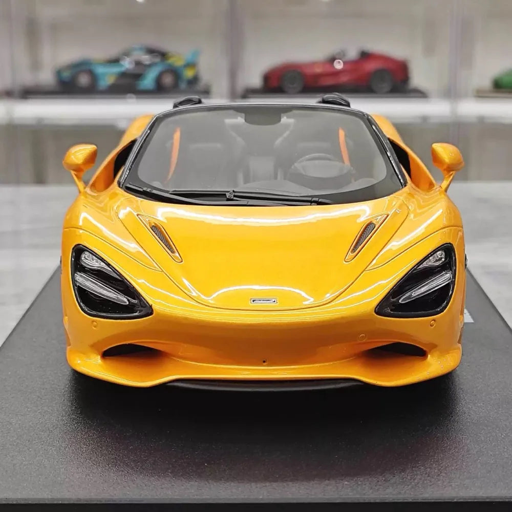 [GT Spirit] 1:18 McLaren 2023 750S Spider Yellow Model Car Resin