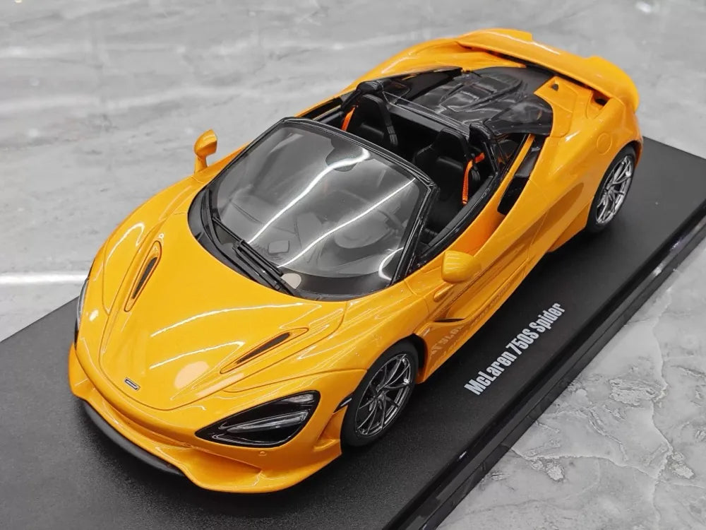 [GT Spirit] 1:18 McLaren 2023 750S Spider Yellow Model Car Resin