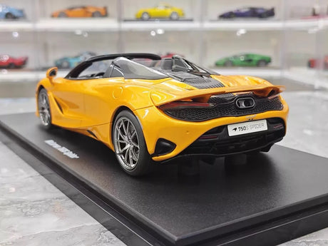 [GT Spirit] 1:18 McLaren 2023 750S Spider Yellow Model Car Resin