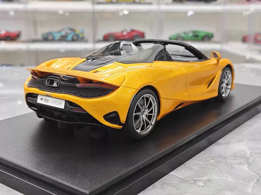 [GT Spirit] 1:18 McLaren 2023 750S Spider Yellow Model Car Resin