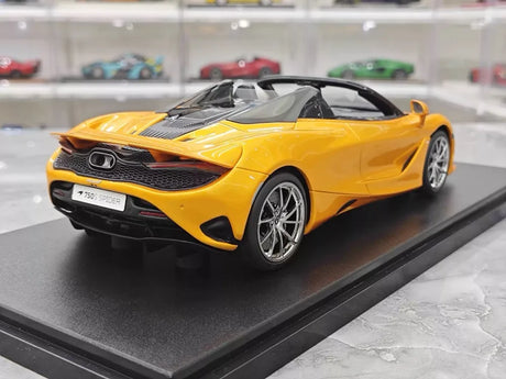 [GT Spirit] 1:18 McLaren 2023 750S Spider Yellow Model Car Resin