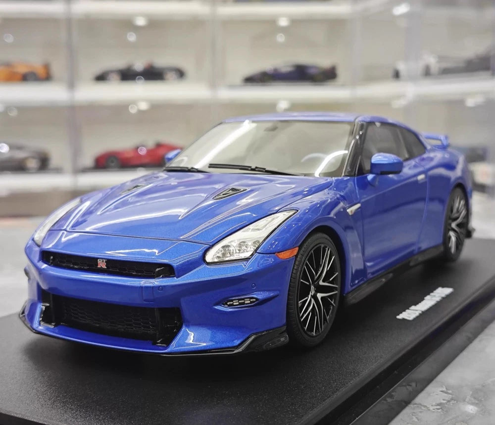 [GT Spirit] 1:18 Nissan 2024 GT-R R35 Blue Model Car Resin