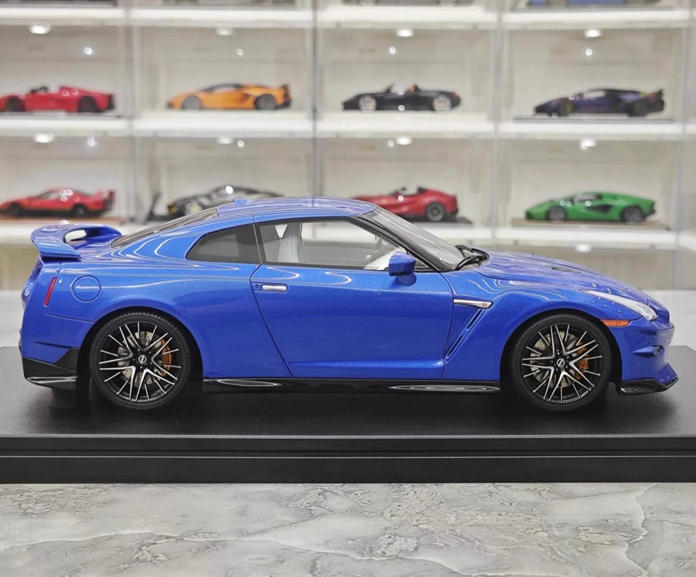 [GT Spirit] 1:18 Nissan 2024 GT-R R35 bleu voiture miniature Resin