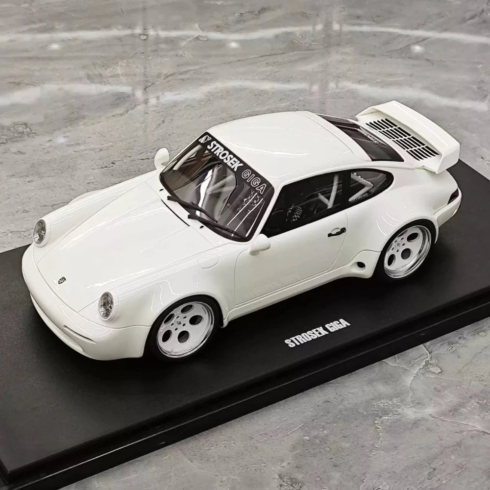 [GT Spirit] 1:18 Porsche 1995 911 Strosek Giga bianco modellino di auto resina