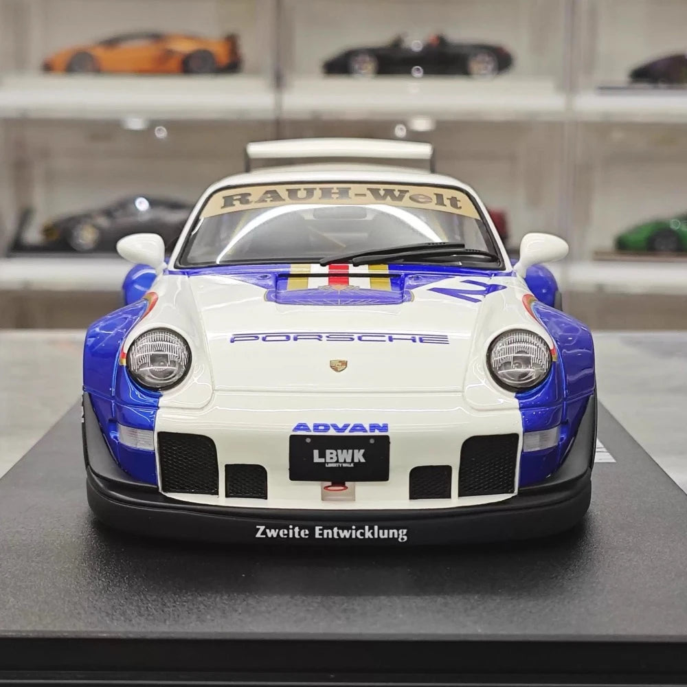 [GT Spirit] 1:18 Porsche 2023 911 RWB × Liberty Walk voiture miniature Resin