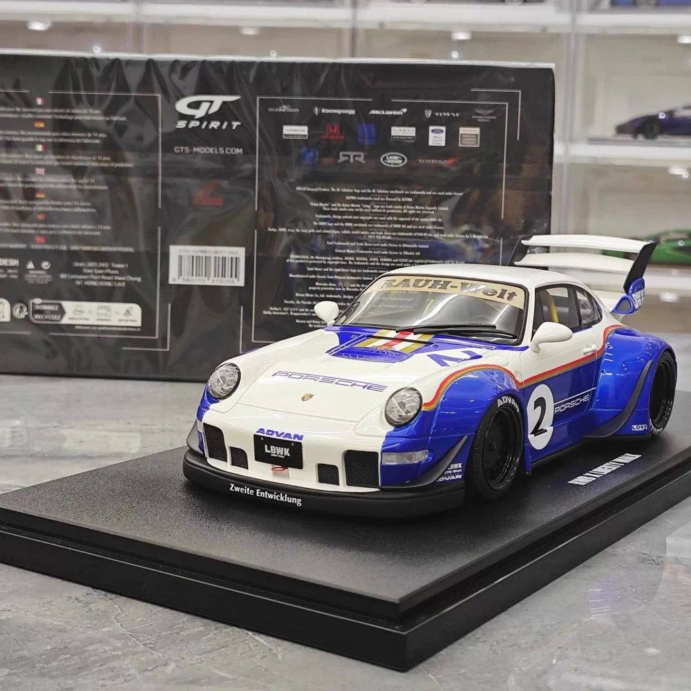 [GT Spirit] 1:18 Porsche 2023 911 RWB × Liberty Walk voiture miniature Resin