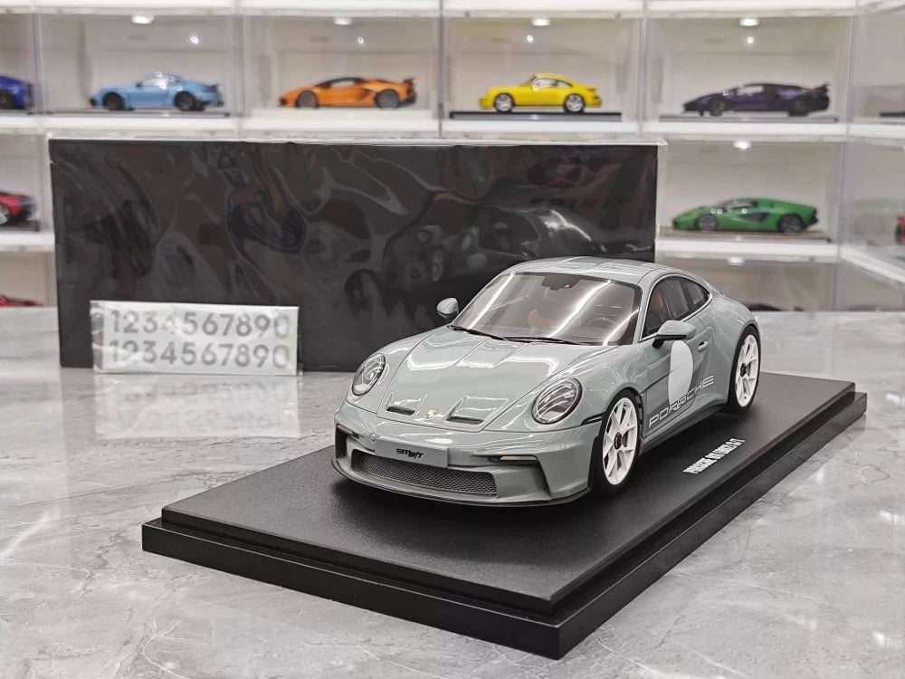 [GT Spirit] 1:18 Porsche 2024 911 992 S/T Gray Model Car Resin