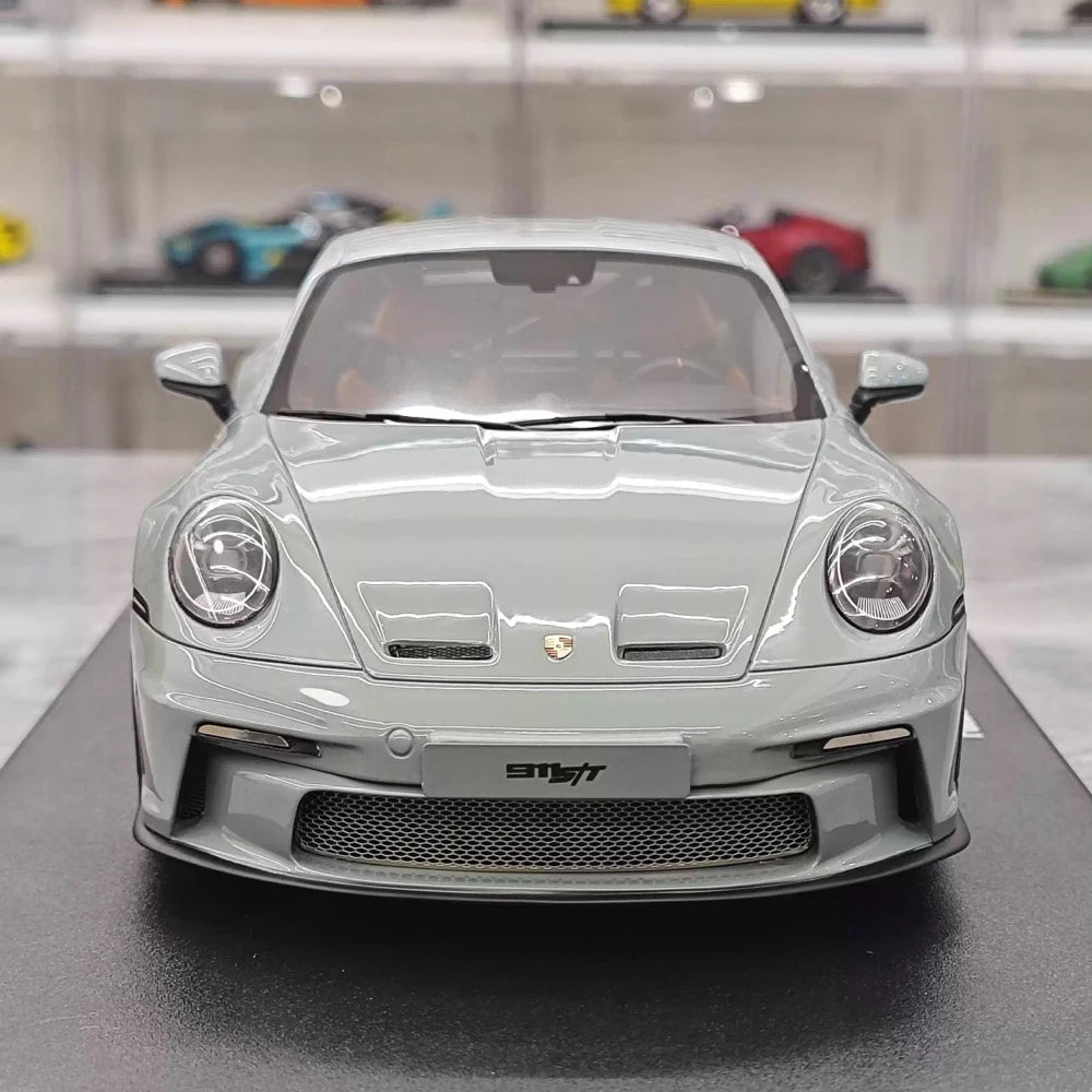 [GT Spirit] 1:18 Porsche 2024 911 992 S/T Gray Model Car Resin
