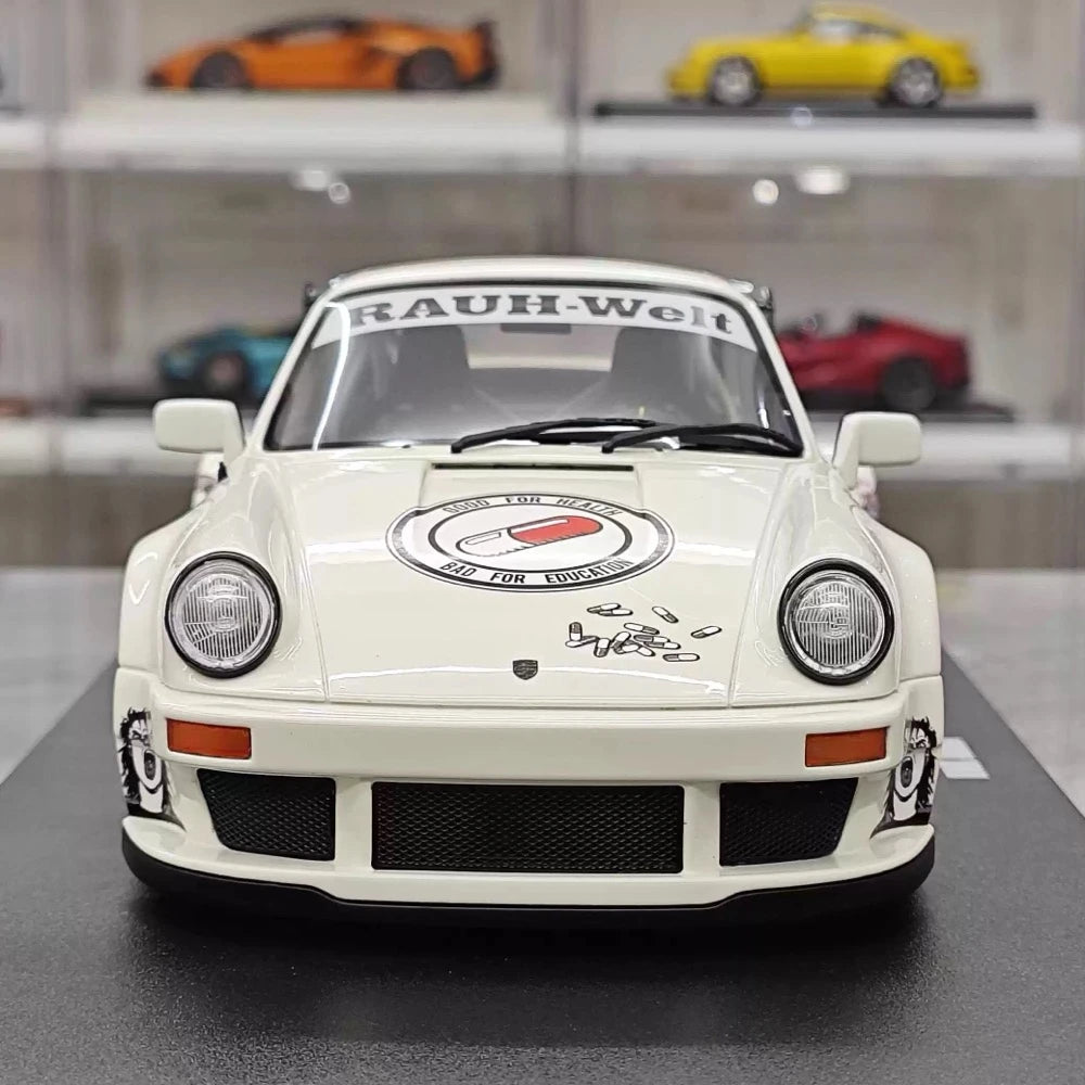 [GT Spirit] 1:18 Porsche 2024 911 RWB Akira Model Car Resin