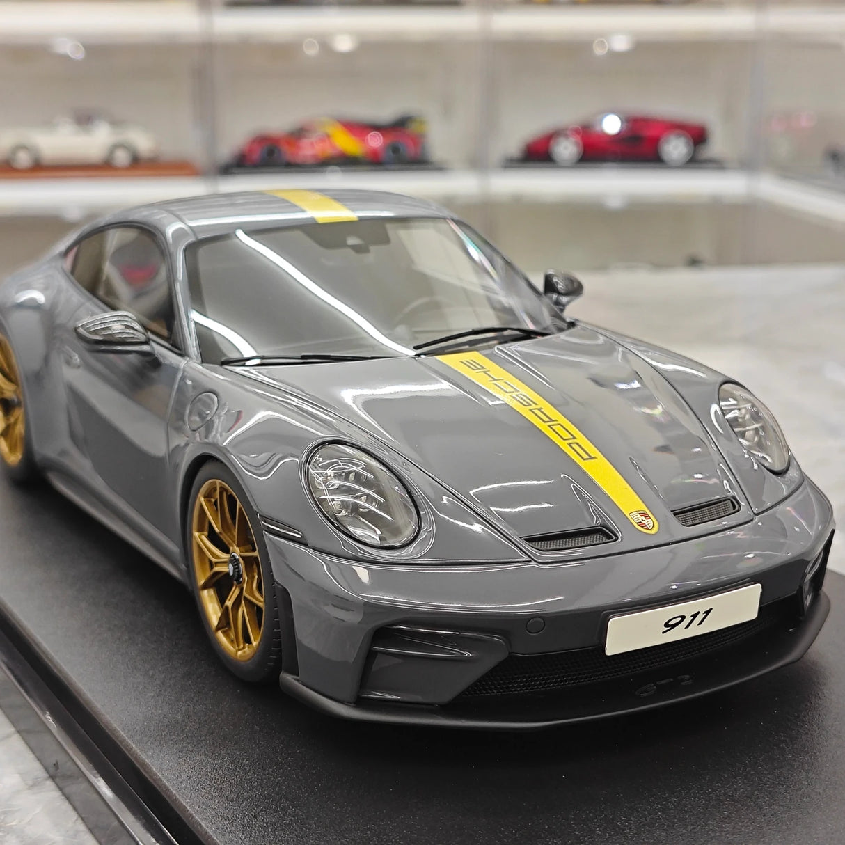 GT Spirit Porsche 2025 911 992.2 GT3 Touring Slate Grey Neo 1:18 – Verzamelbare resin modelresin resin