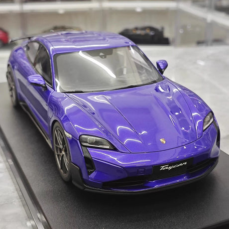 [GT Spirit] 1:18 Porsche 2025 Taycan Turbo GT Purple Model Car Resin