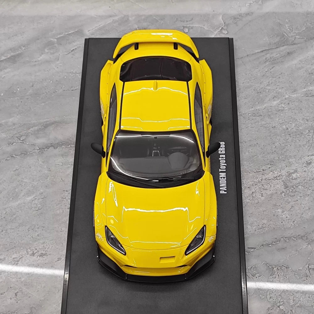 [GT Spirit] 1:18 Toyota 2022 GR86 Rocket Bunny Yellow Model Car Resin