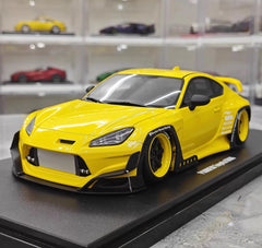 [GT Spirit] 1:18 Toyota 2022 GR86 Rocket Bunny Yellow Model Car Resin