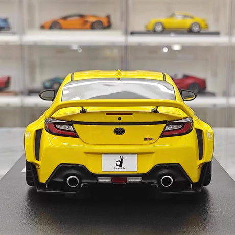 [GT Spirit] 1:18 Toyota 2022 GR86 Rocket Bunny Yellow Model Car Resin