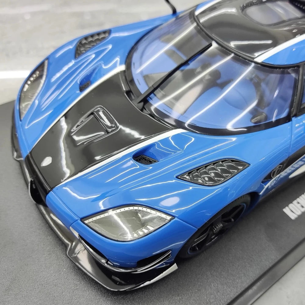 [GT Spirit] 1:18 Koenigsegg 2016 Agera RS Blue Model Car Resin