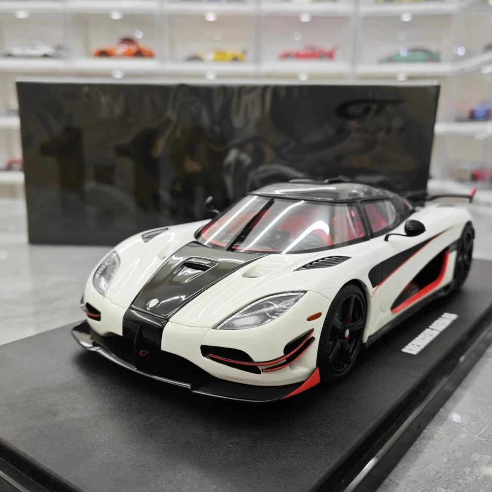 [GT Spirit] 1:18 Koenigsegg 2016 Agera RS bianco modellino di auto resina